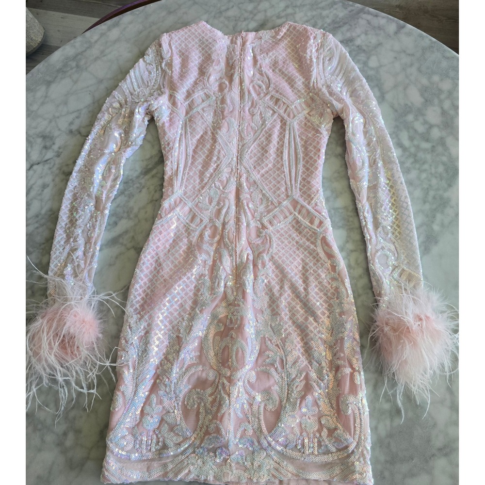 Blondie Nites Pink Iridescent Sequin Feather Cuff Mini Dress 3 Womens Juniors - Picture 9 of 12